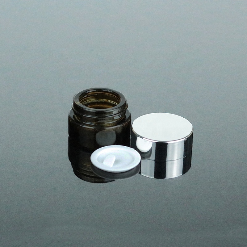 Luxury glass cosmetic jar 5 ml amber cream container with UV silver lid (GJM11)
