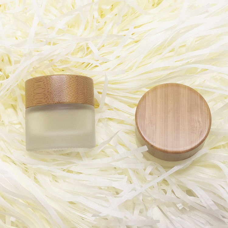 Luxury mini skincare lip scrub container bamboo lip balm cosmetic frosted glass jar 10ml