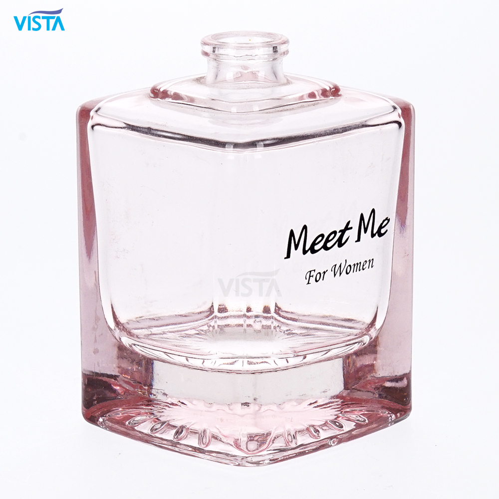 Luxury recyclable high quality 30ml 50ml 100ml high flint spraying pink color glass perfume bottle with pump spray cap