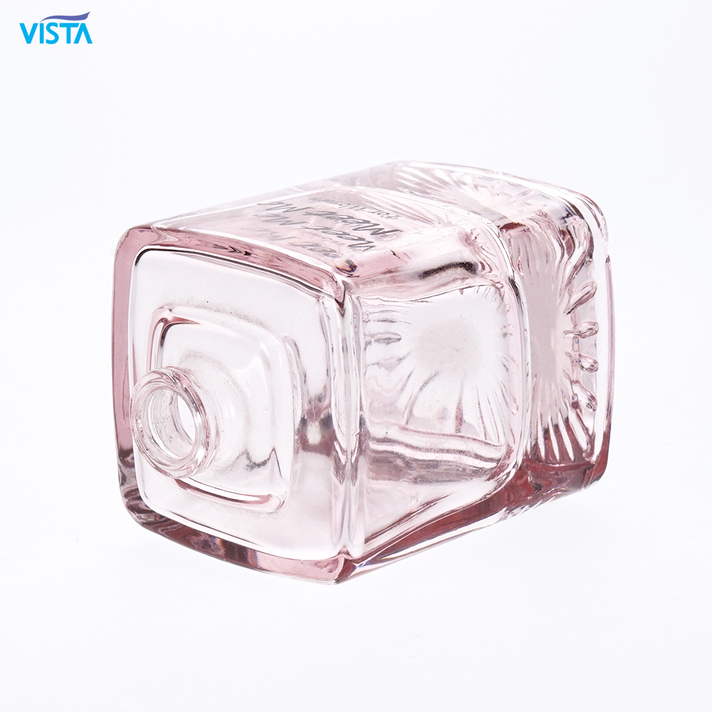 Luxury recyclable high quality 30ml 50ml 100ml high flint spraying pink color glass perfume bottle with pump spray cap