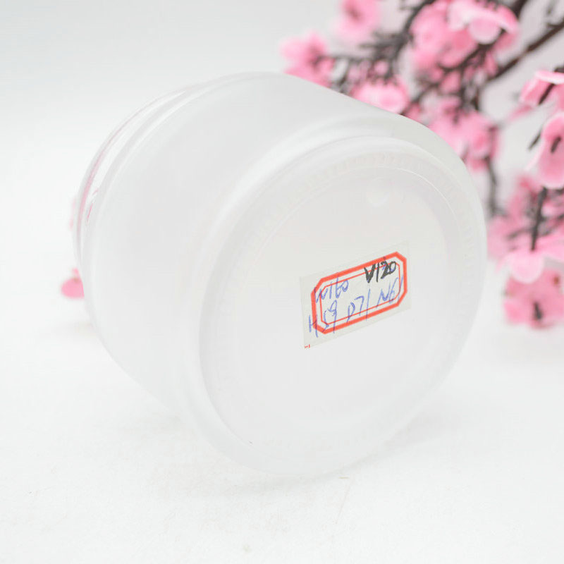 Luxury skincare body cream container packaging round 120ml glass cosmetic jar with golden lid