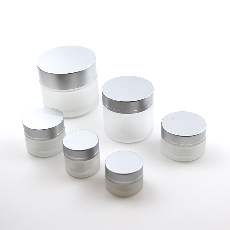 Luxury skincare body cream glass flat shoulder 20ml 30ml 50ml UV paint shiny gold silver glass cosmetic jar with metal lid