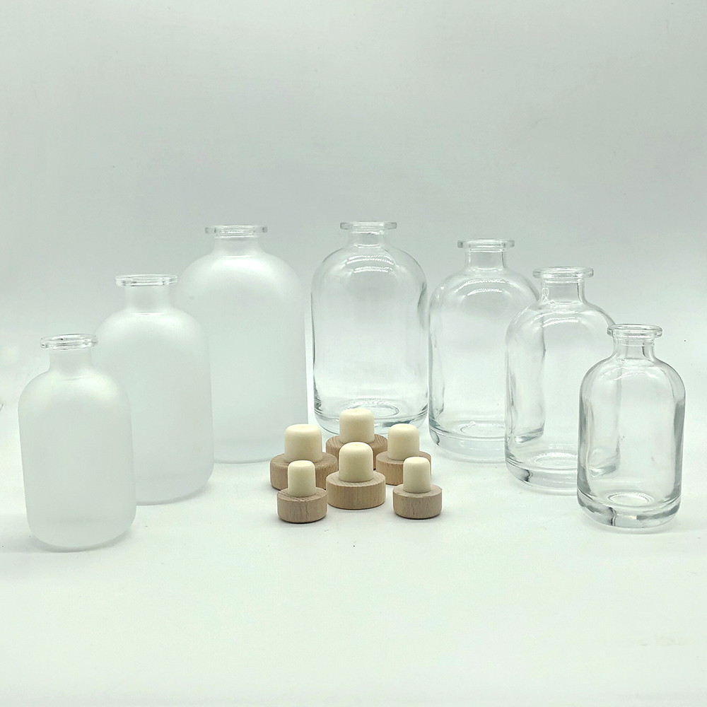 Luxury small glass bottle with corks 100ml empty round 250ml 375ml 500ml glass bottle beverage for Liquor juice wine vodka