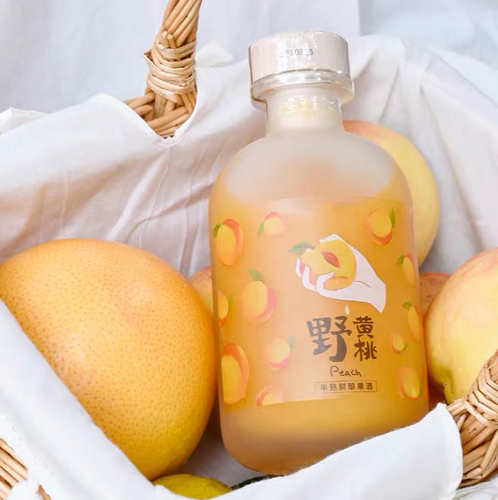 Luxury small glass bottle with corks 100ml empty round 250ml 375ml 500ml glass bottle beverage for Liquor juice wine vodka