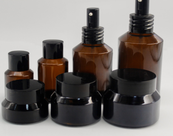 Luxury straight amber  lotion glass  bottles cosmetic packaging set container