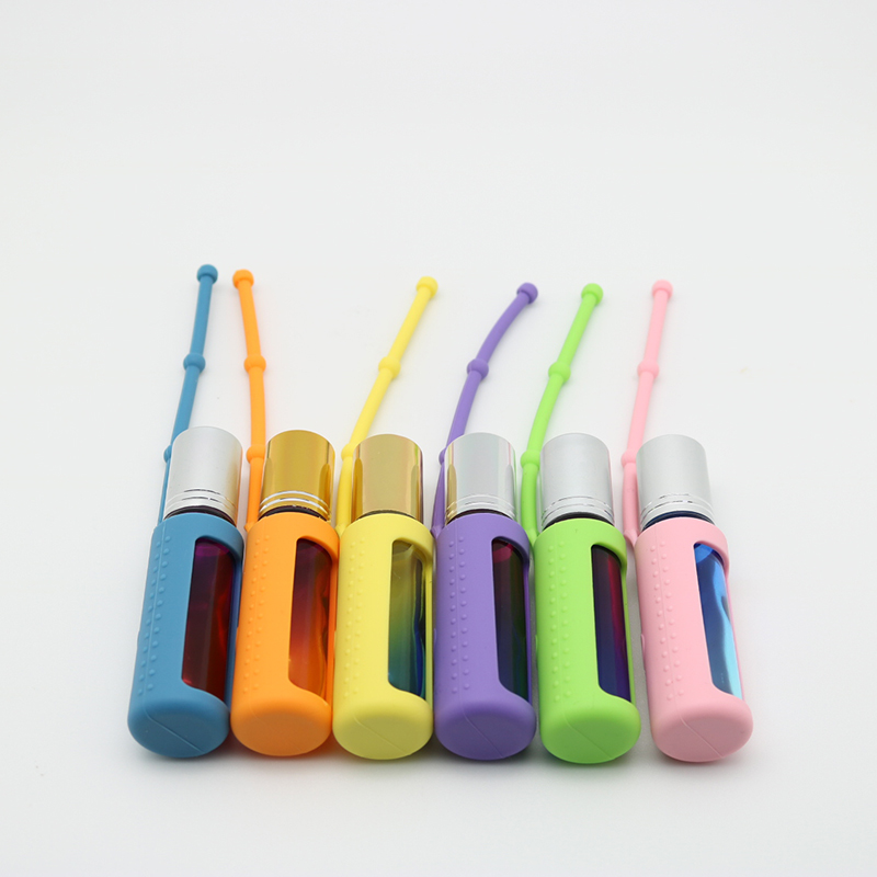 MIGPACK 2019 Wholesaled Cosmetic Silicone Case Essential Oil Bottle for 10ml 15ml Glass Roll on Screen Printing Personal Care