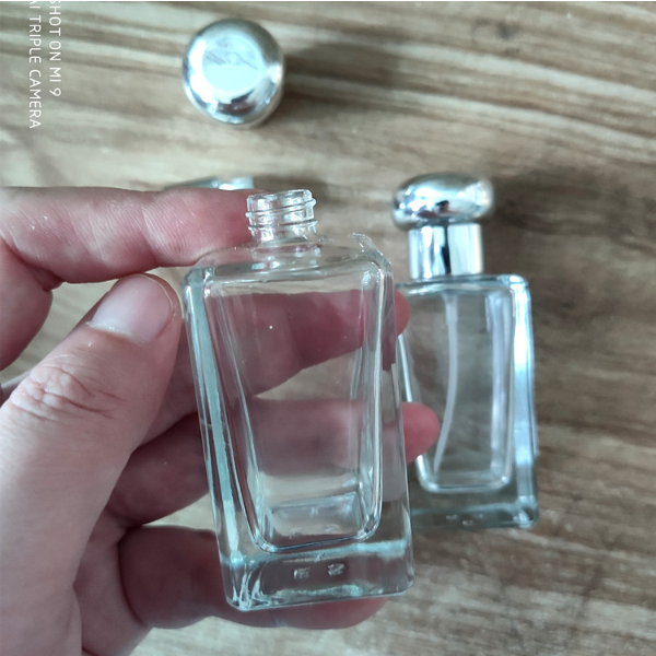 MUB 30ML Glass perfume bottle with pump spray,empty glass perfume atomizer