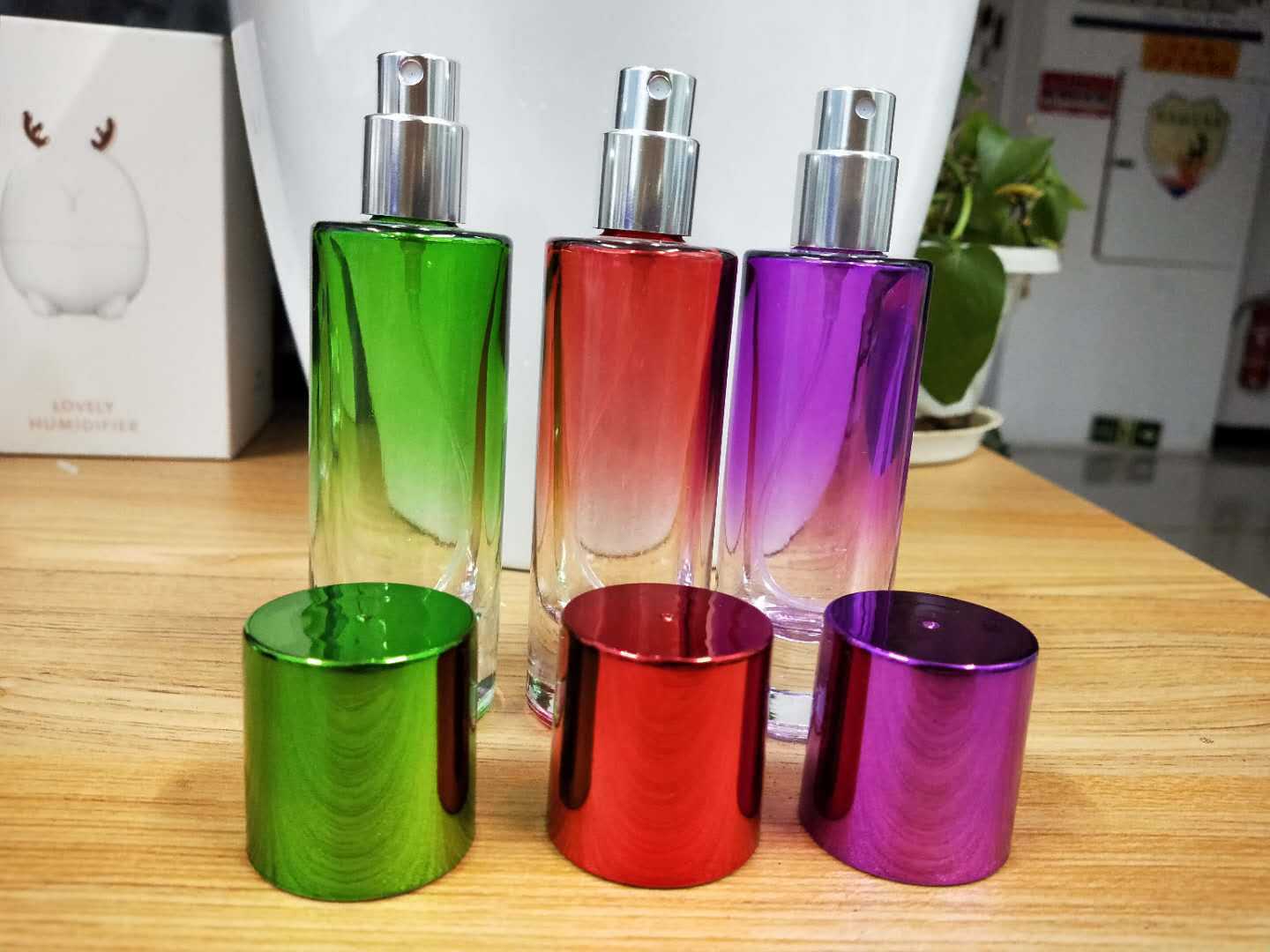 MUB High Quality Colorful 30ml Glass Spray Bottle Empty Refillable Cylinder Shape Glass Perfume Bottles With Aluminum Pumps