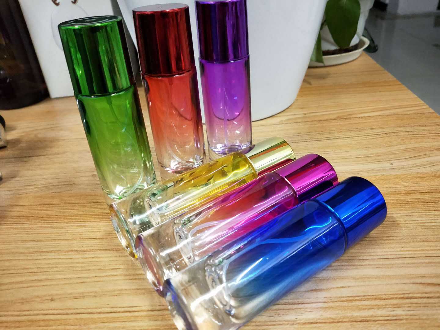MUB High Quality Colorful 30ml Glass Spray Bottle Empty Refillable Cylinder Shape Glass Perfume Bottles With Aluminum Pumps