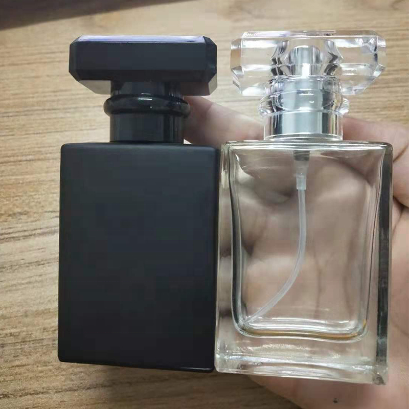 MUB High Quality Square 30ml 50ml Black / Clear glass square empty glass perfume bottle with pump spray