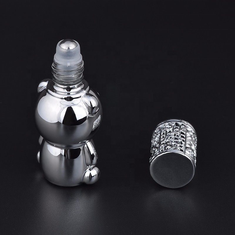 MUB - Lovely Bear 8ml UV Essential oil Glass Bottles For Perfume Fashion Mini Gift Package Empty Refill Bottle For Traveler