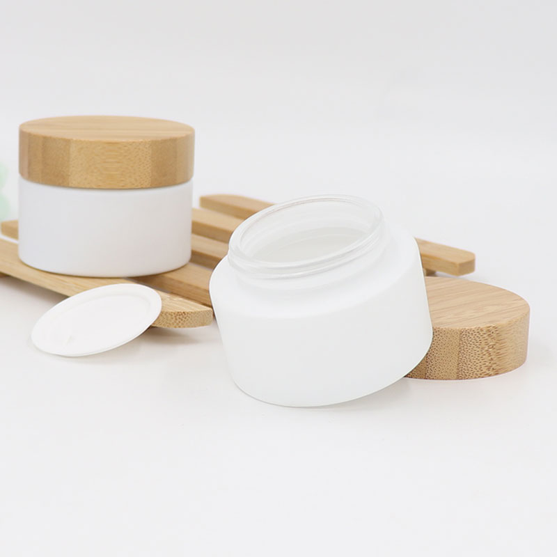 Made in China 30ml 50ml 100ml luxury bamboo lid skin care eye cream container mint green glass jar packaging