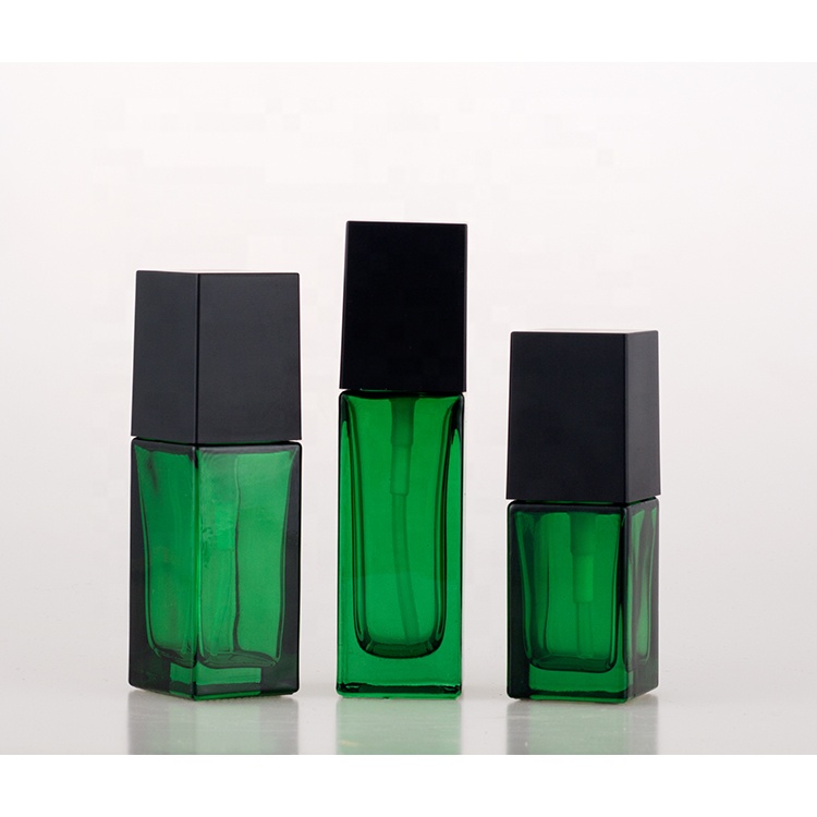 Manufactory direct customized cosmetic glass serum bottle with lid.