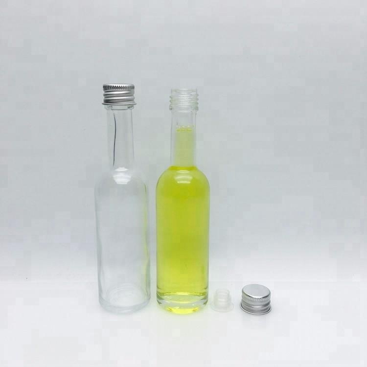 Manufacture 2oz 50ml glass spirit bottles mini glass whisky xo bottle with screw lid for alcohol drink liquor