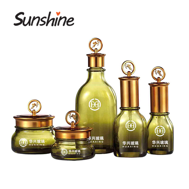 Manufacturer 100ml empty glass spray cosmetic bottle with cap