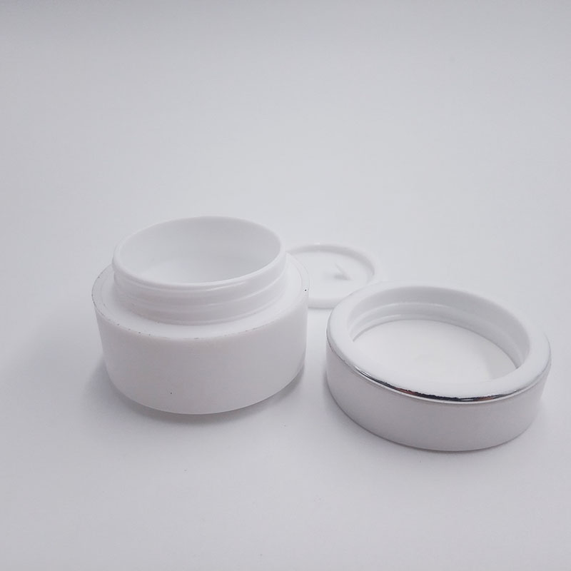 Manufacturer Custom 10g 15g 30g plastic jar with plastic cover 15ml plastic face cream jar lotion pp jar