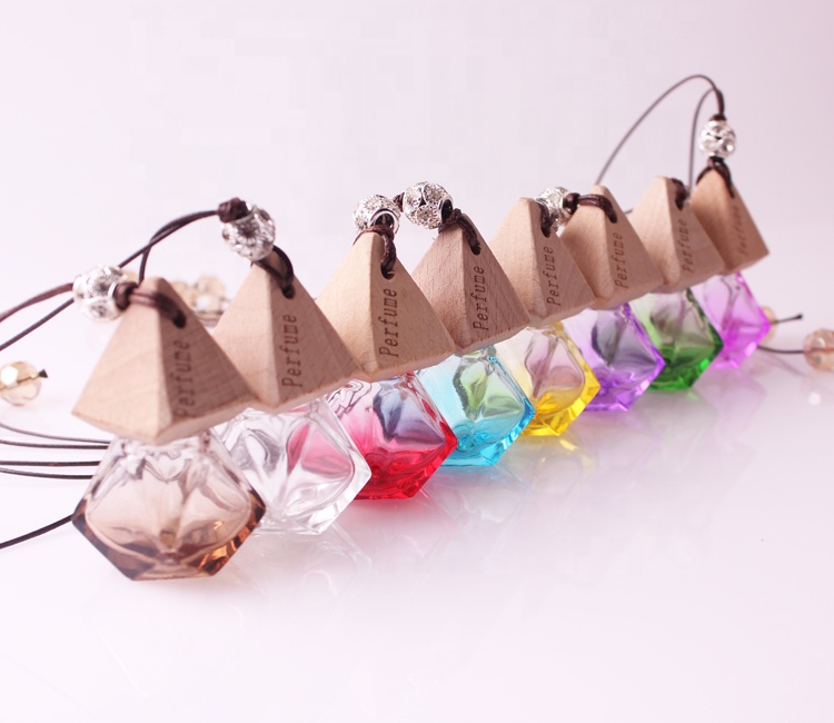 Manufacturer Luxury New High-end Car Hanging Aroma Diffuser Colorful Glass Bottle Clear Beads Automobile Perfume