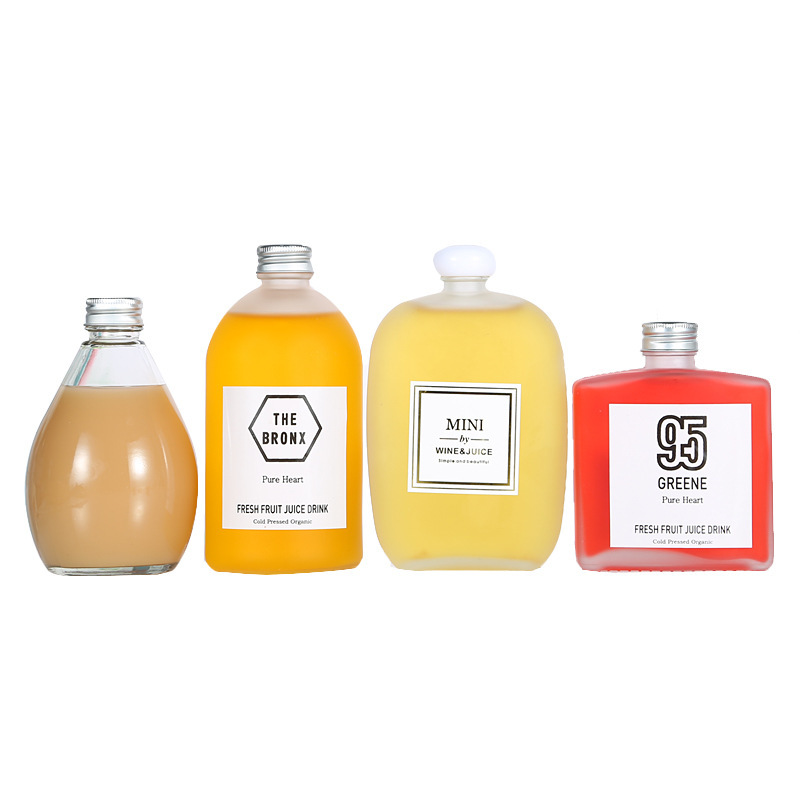 Manufacturer customized 250ml 300ml 500ml beverage glass bottle juice coffee glass bottle glass jar with screw cap