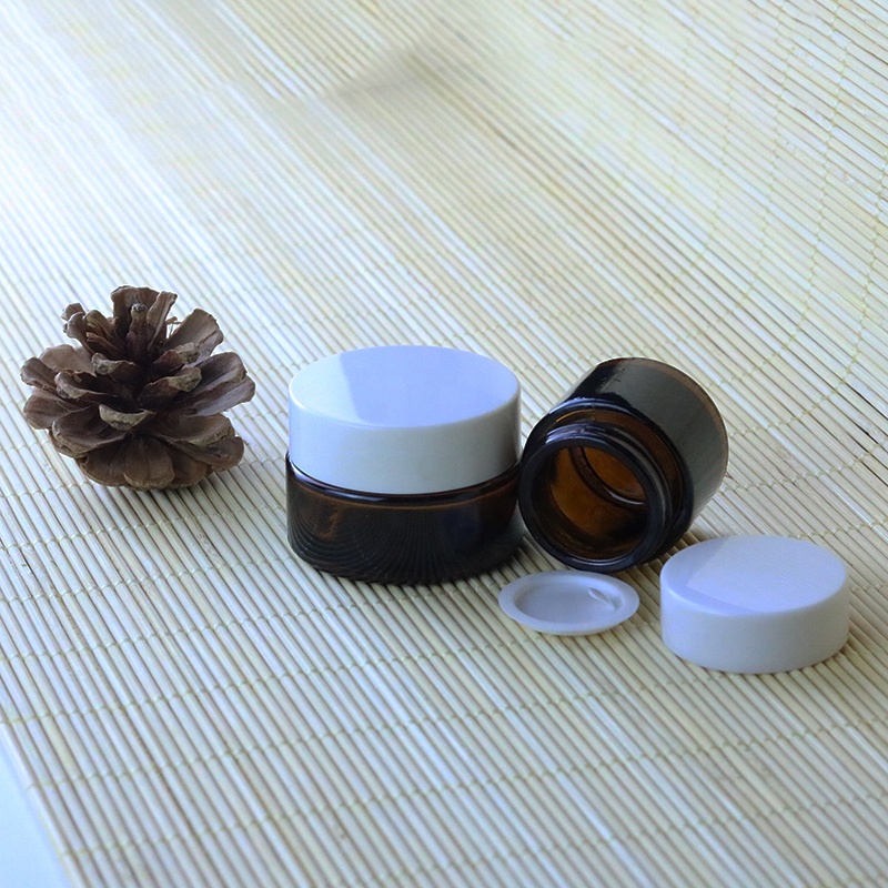 Manufacturer price 5ml 10ml 15ml 20ml 30ml 50ml wide mouth amber glass jar with white lid (GJM14)