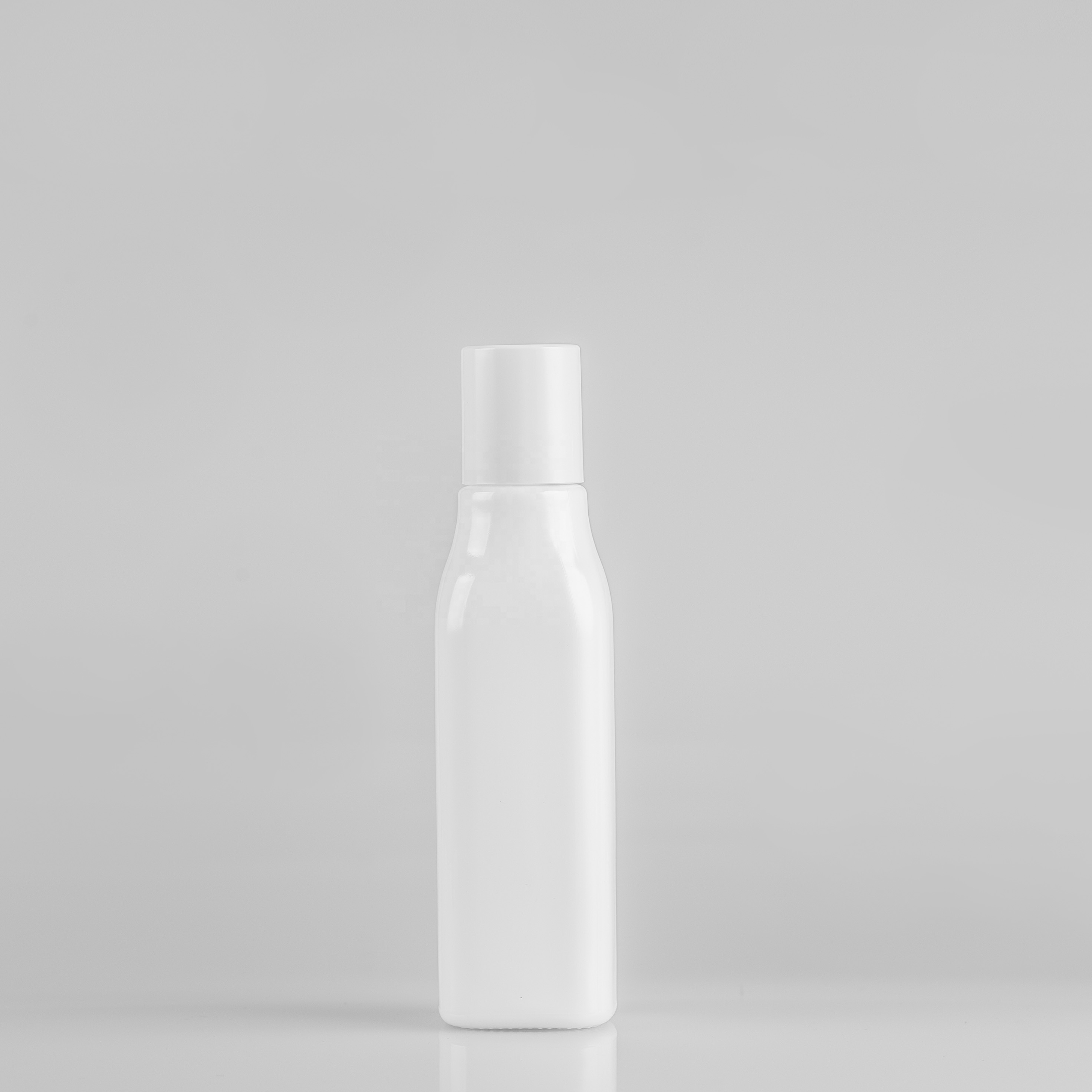 Matt finish white bamboo caps glass bottle with spray color for skin care cosmetic packing white opal glass jar