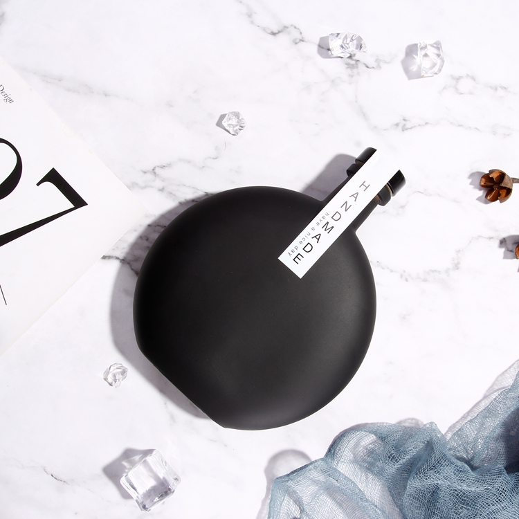 Matte Black Color Painting 250ml Flask Glass Bottles With Screw Lid For Cold Brew Coffee/Wine Drinking Bottles