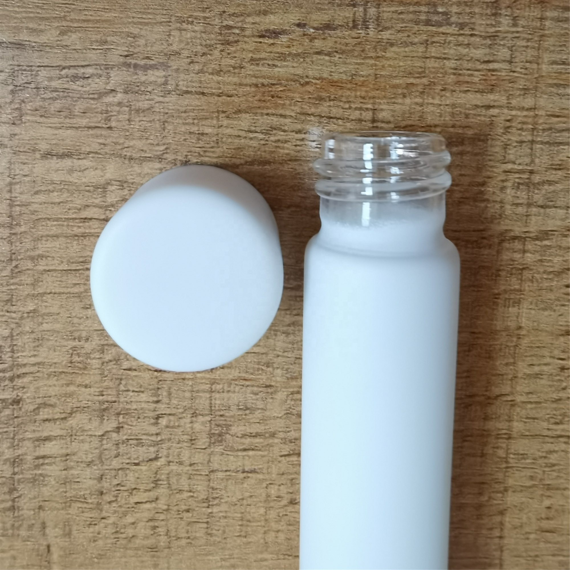 Matte White Glass Doob CR Cap Joint Blunt Pre-Rolled Tube With Matte White Smooth Lid 22mm Dia x 120mm High