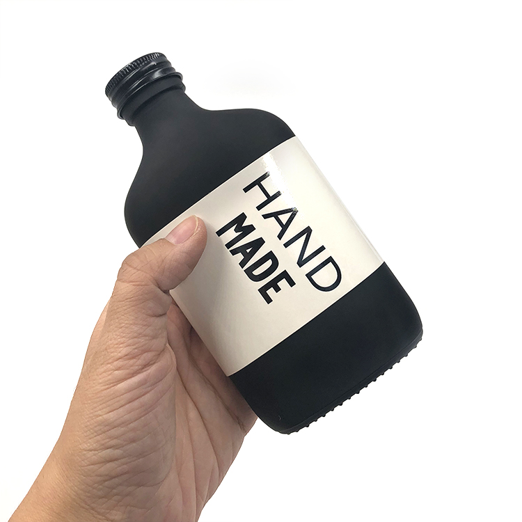 Matte black bottle 200ml flat square glass flask cold brew bottle for whisky coffee