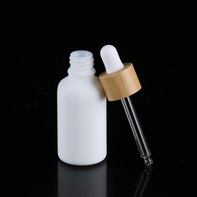 Matte white green colors Essential Oil Bottle Frosted Glass Dropper Bottles with Bamb Pump