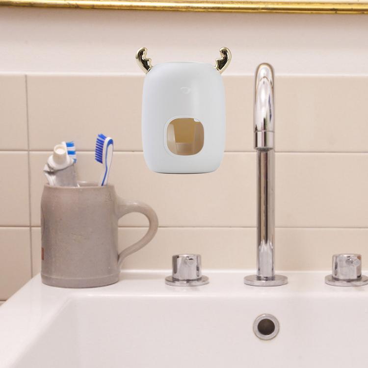 Menglu automatic toothpaste squeeze artifact suction wall-mounted squeezer set household punch-free toothbrush rack