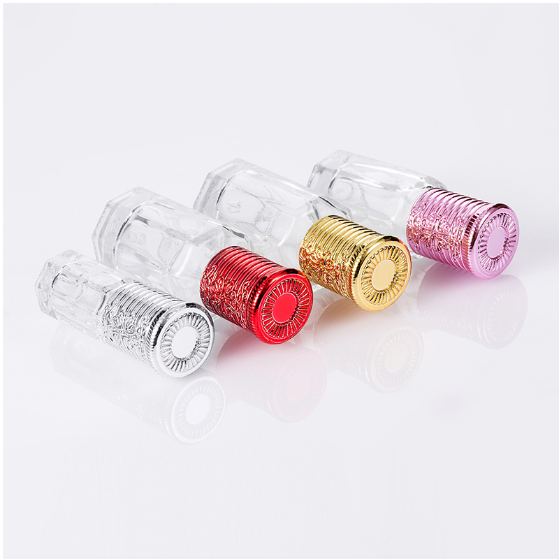 Mini 3ml 6ml 10ml 12ml Fancy Alloy Cap Octangle Glass Attar Bottles with Glass Stick/Metal Roller Ball for Essential Oils