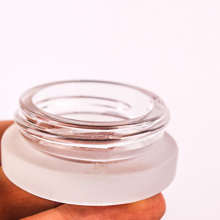 Mini 7ml Clear Frosted Glass Low-profile Cream Jar with Bamboo Lid