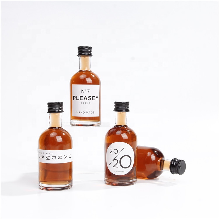 Mini Alcohol Drink 50 ml Small Rum Bottle Miniature 50ml Alcohol Liquor Bottles Glass With Screw Lid For Liquor