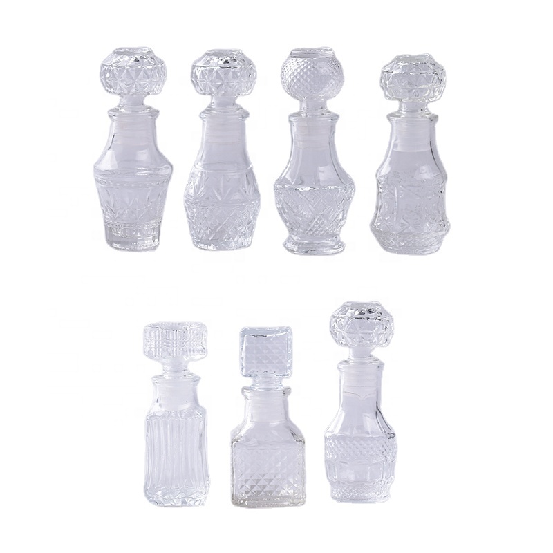 Mini Glass Whisky Decanter Glass Bottle Small Jar with Airtight Geometric Stopper for Wine, Liquor, Bourbon