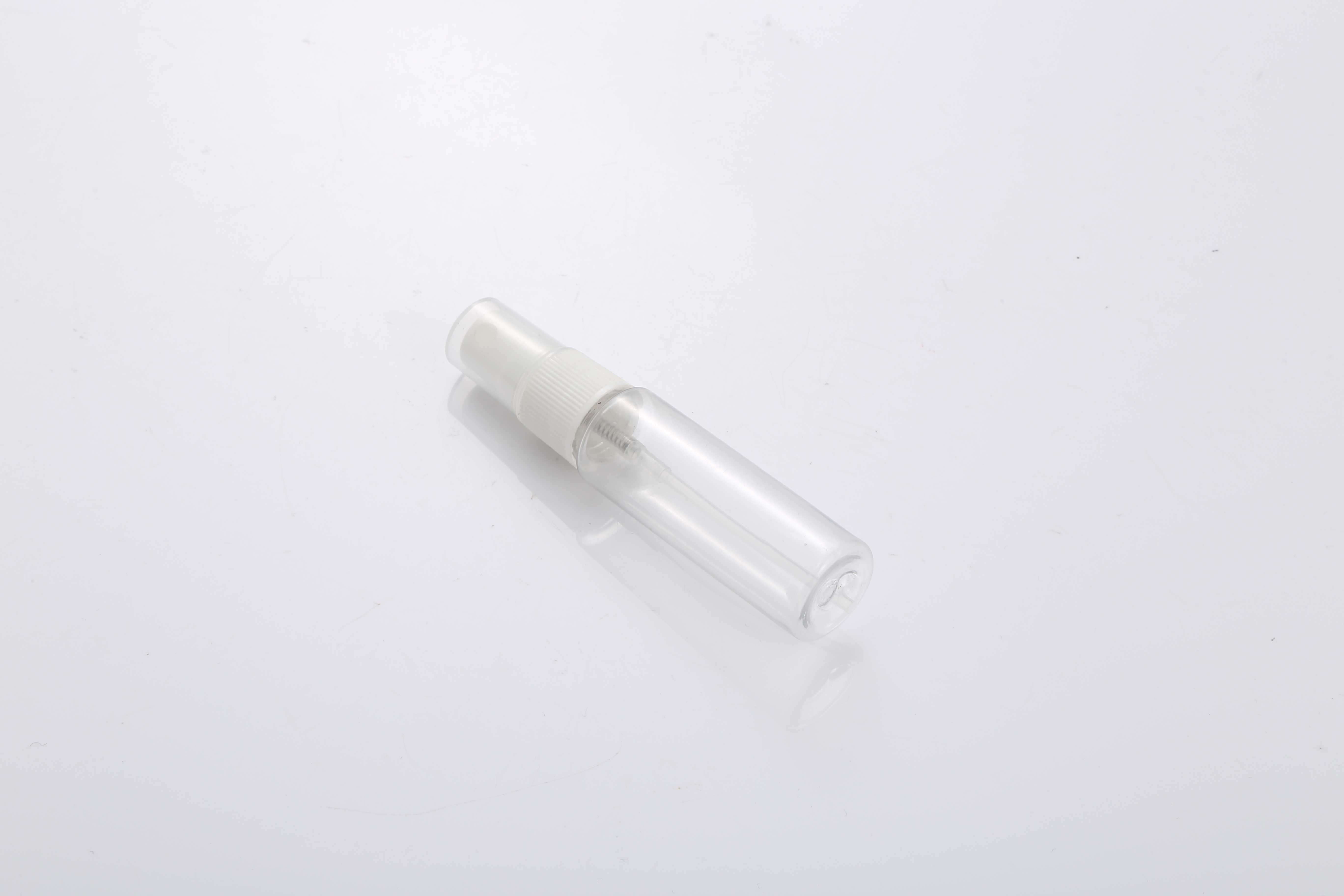 Mist Clear Spray Bottles with Pump Spray Cap BPA-Free Travel Containers For Essential Oils