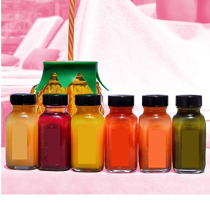 Mocale RTS in stock buy glass bottle screen printing custom small mini 120ml 2 oz glass juice jars bottles with screw lids