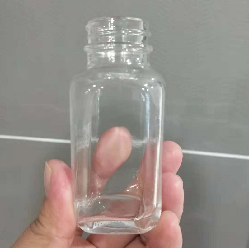 Mocale RTS in stock buy glass bottle screen printing custom small mini 120ml 2 oz glass juice jars bottles with screw lids