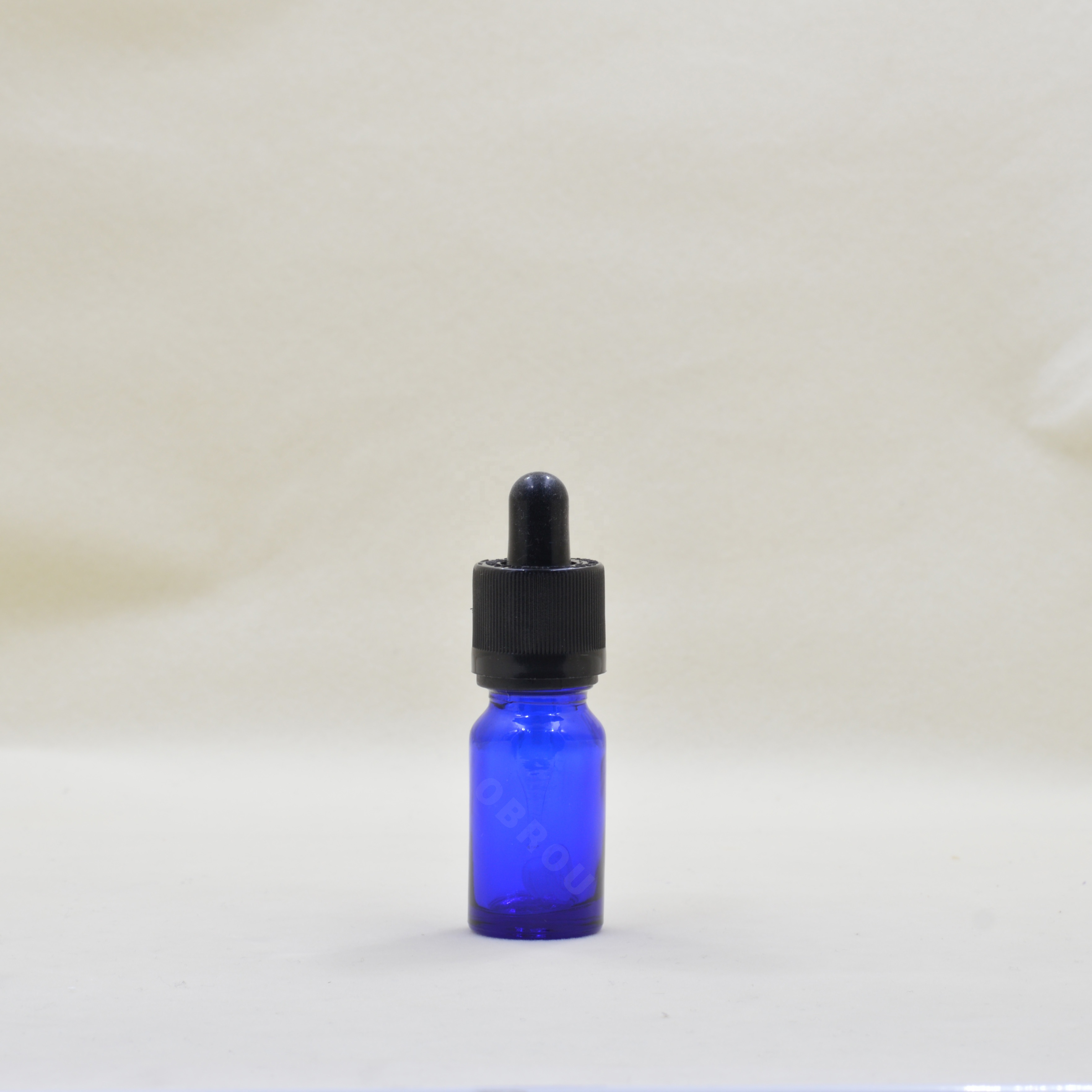Modern 5ml 10ml 20ml 0.5 1 1.7 3.3 fl oz round cobalt blue cbd pharmaceutical oil dropper bottle with childproof cap