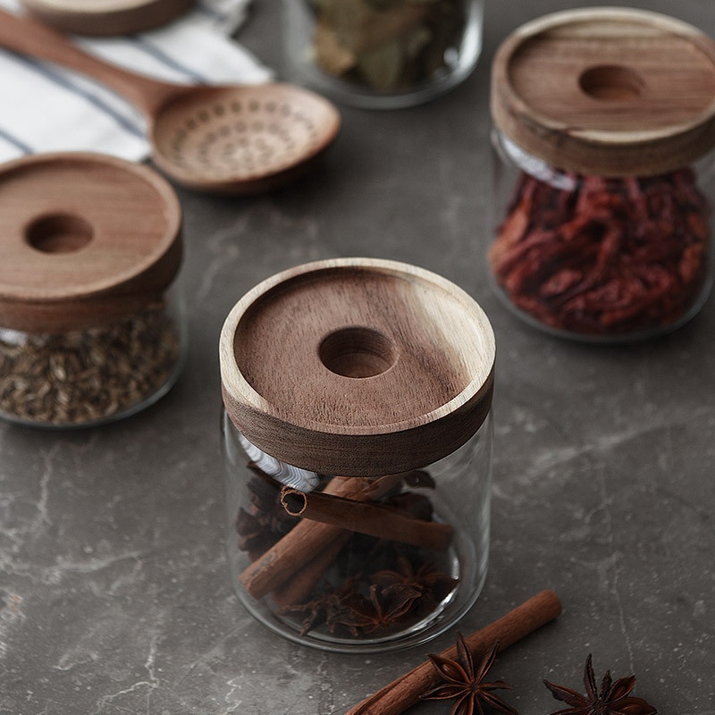 Mouth-blown High Quality Borosilicate Glass Storage Jar with Acacia Wooden Screw Lid