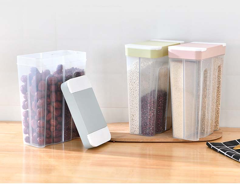 Multi Divided Spaces Cereal Containers 4 Parts Division Four Compartments Food Cereal Containers For Grains Dry Food Snacks