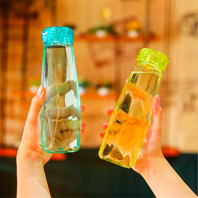 Multi color 420ml luxury glass container water bottles for juice beverage with plastic cap