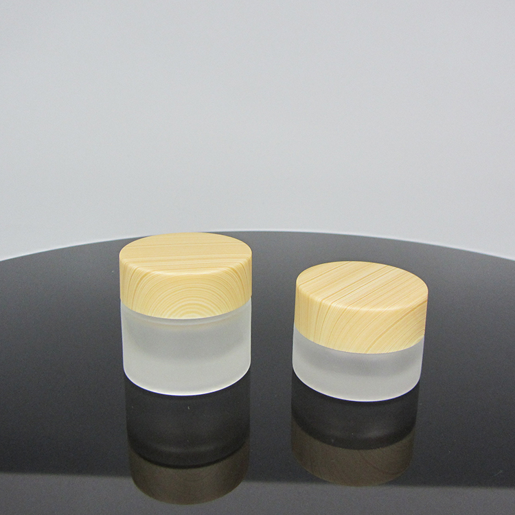 Natural Bamboo Lid Design 5g Mini Cosmetic Packaging Body Frosted Glass Cream Jar