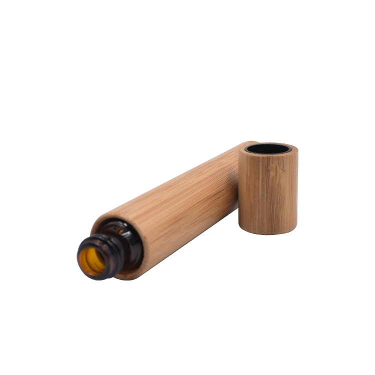 Natural cosmetic package 10ml 15ml round real bamboo roll on bottle in stock