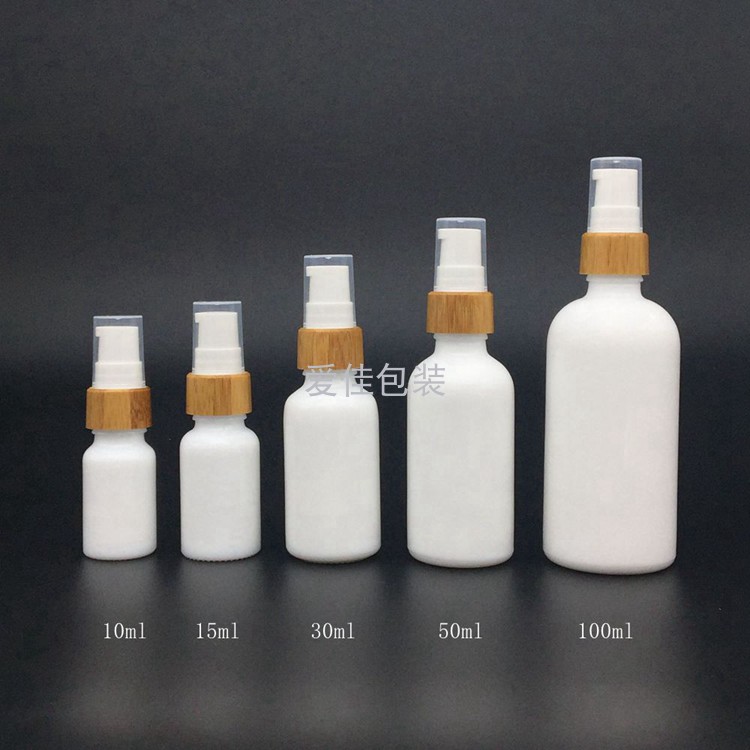 Natural frosted colorful  cosmetic  empty  container 30ml matte black glass perfume bottle with mist spray bamboo lid