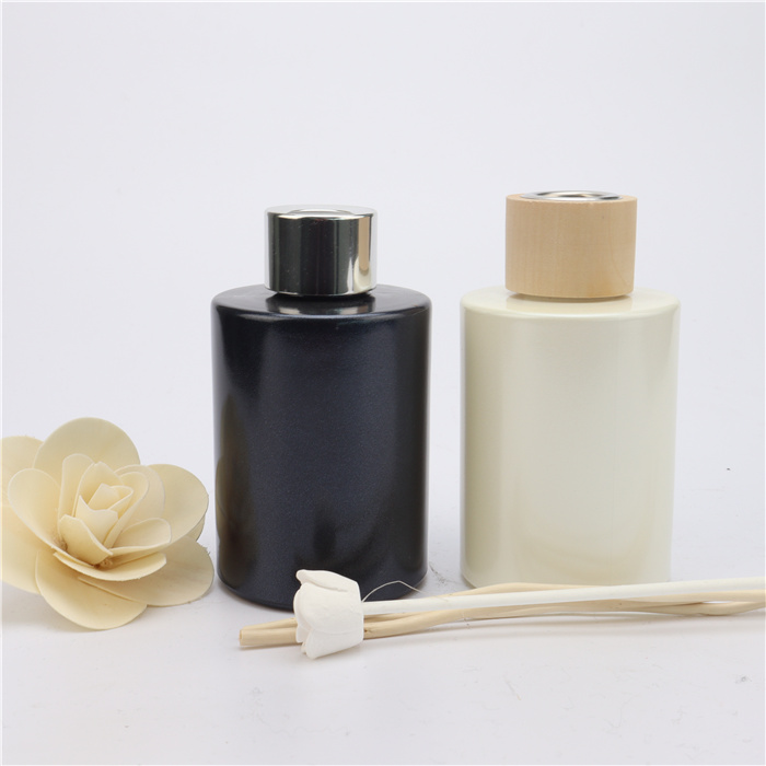 New 2021 150ml 200ml  Round Perfume Aromatherapy Spreader Matte Frosted Glass Reed Diffuser bottles