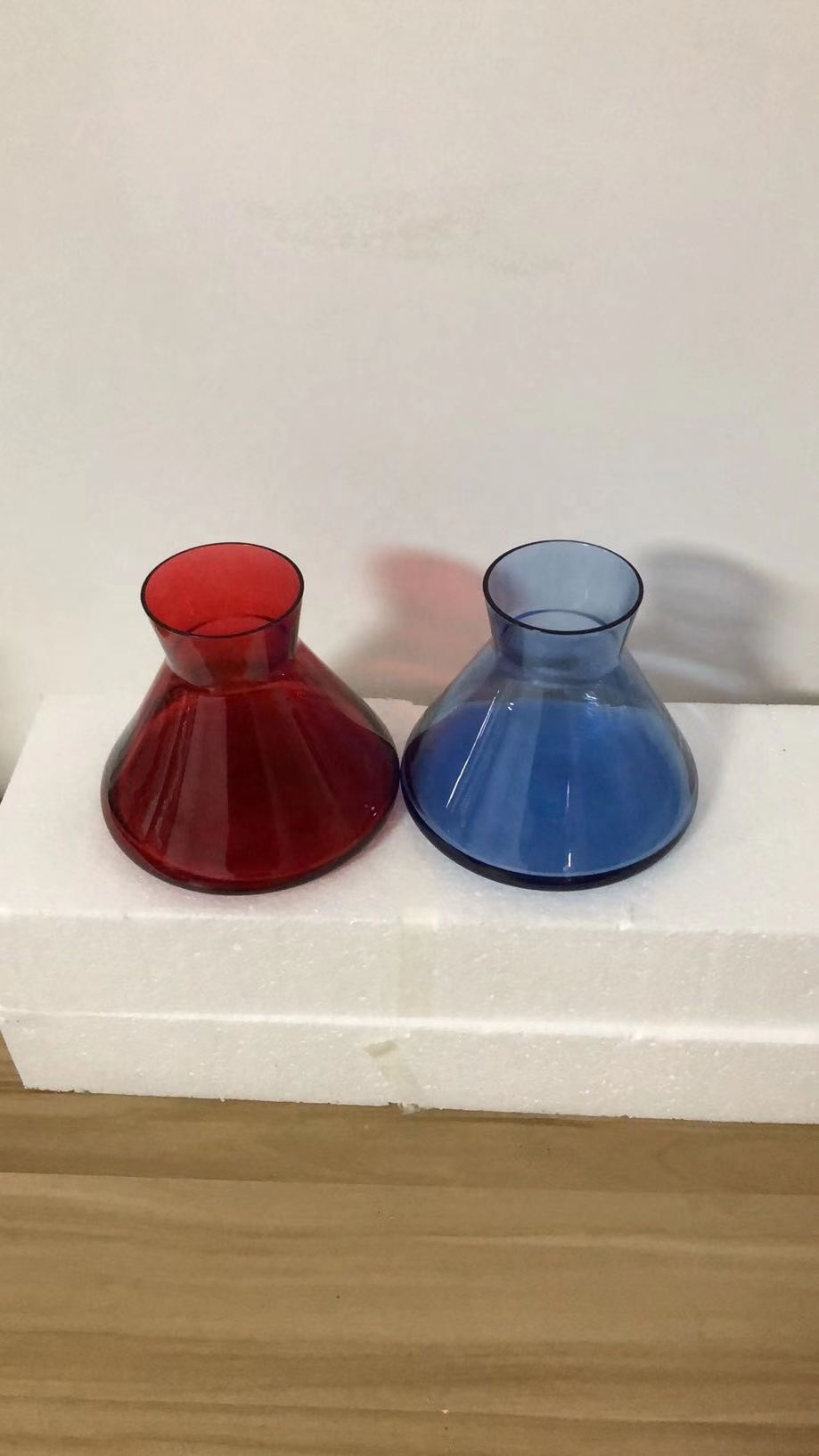 New Arrival Mouth Blown Glass Diffuser Bottle in Funnel Triangle 200ml,Luxury Home Fragrance Glass Packaging Bottle