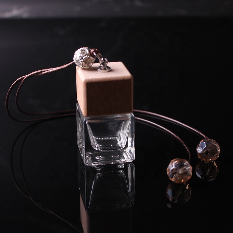 New Arrival Square Glass Bottle Wooden Lid With Luxury Clear Beads With Hook Aroma Diffuser Hanging Perfume bottles