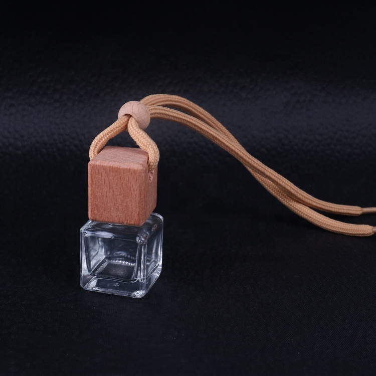 New Arrival Square Shape Glass Perfume Car Diffuser Bottle With Wooden Cap And Rope Aroma Diffuser Hanging perfume bottles