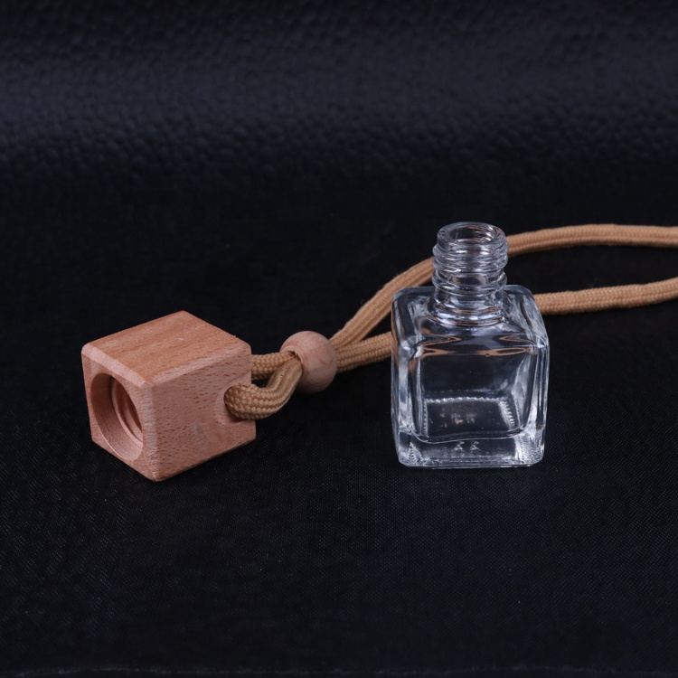 New Arrival Square Shape Glass Perfume Car Diffuser Bottle With Wooden Cap And Rope Aroma Diffuser Hanging perfume bottles