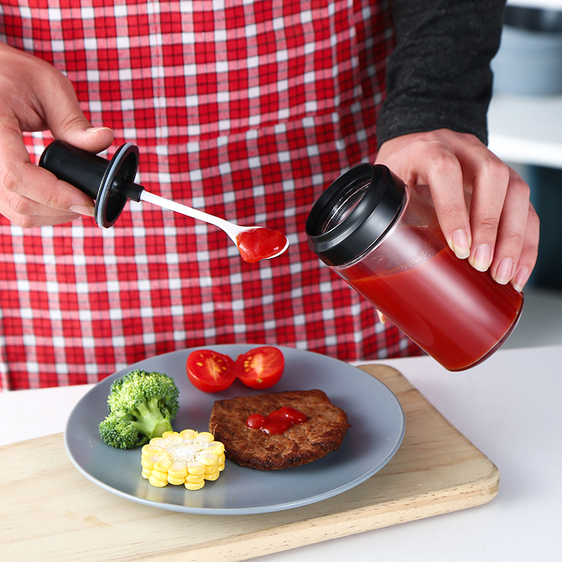 New Creative Transparent Seasoning Salt Sauce Spices Container Bottle With Bee Pops Cap