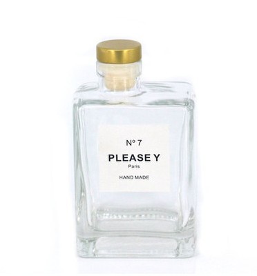 New Design Creative Empty Exotic Flat Square 300ml Glass Beverage Bottle